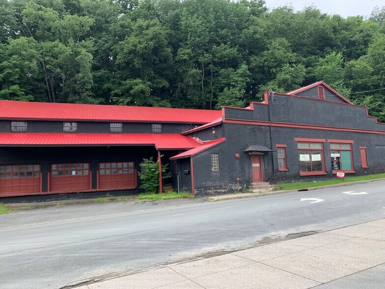 100 Mill St, Liberty, NY for sale - Building Photo - Image 1 of 1