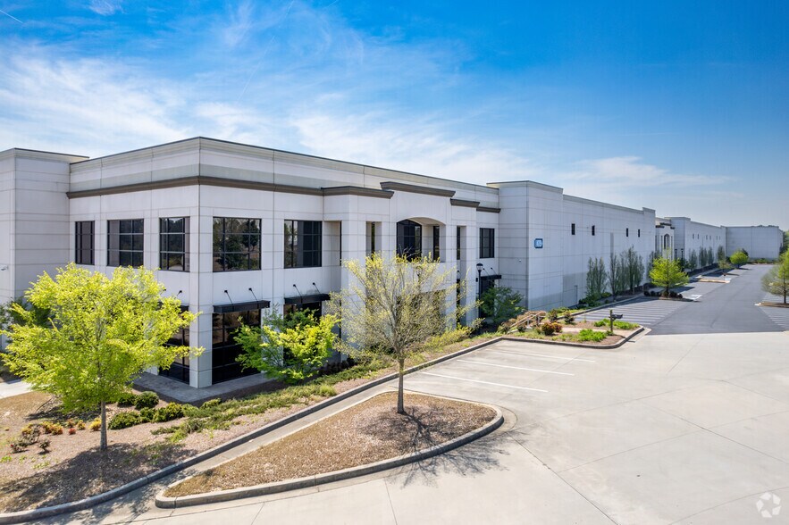 475 Riverside Pky, Lithia Springs, GA for sale - Primary Photo - Image 1 of 1