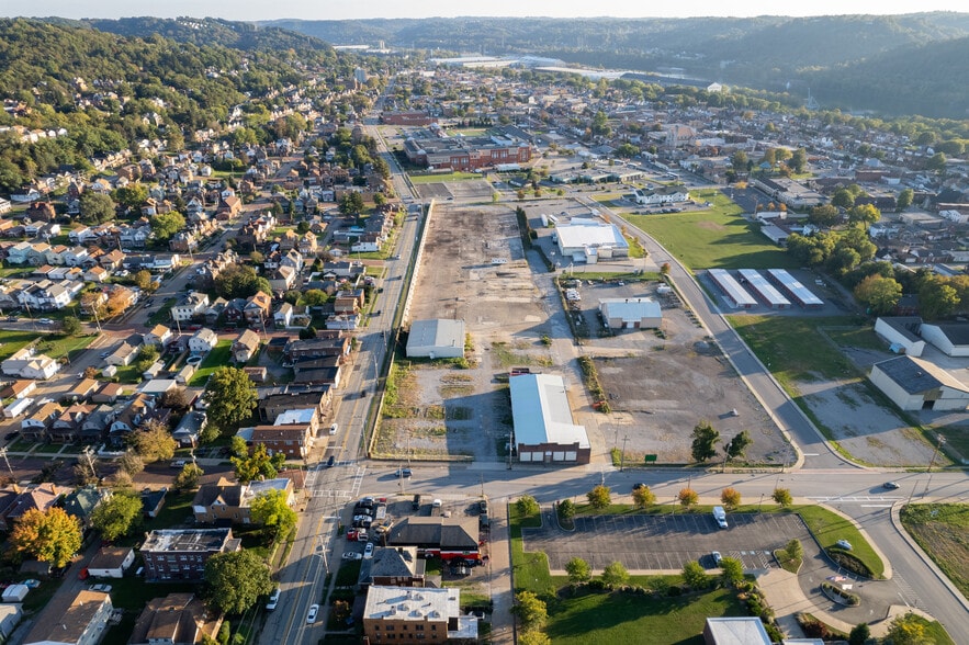360 14th St, Ambridge, PA for sale - Primary Photo - Image 1 of 1