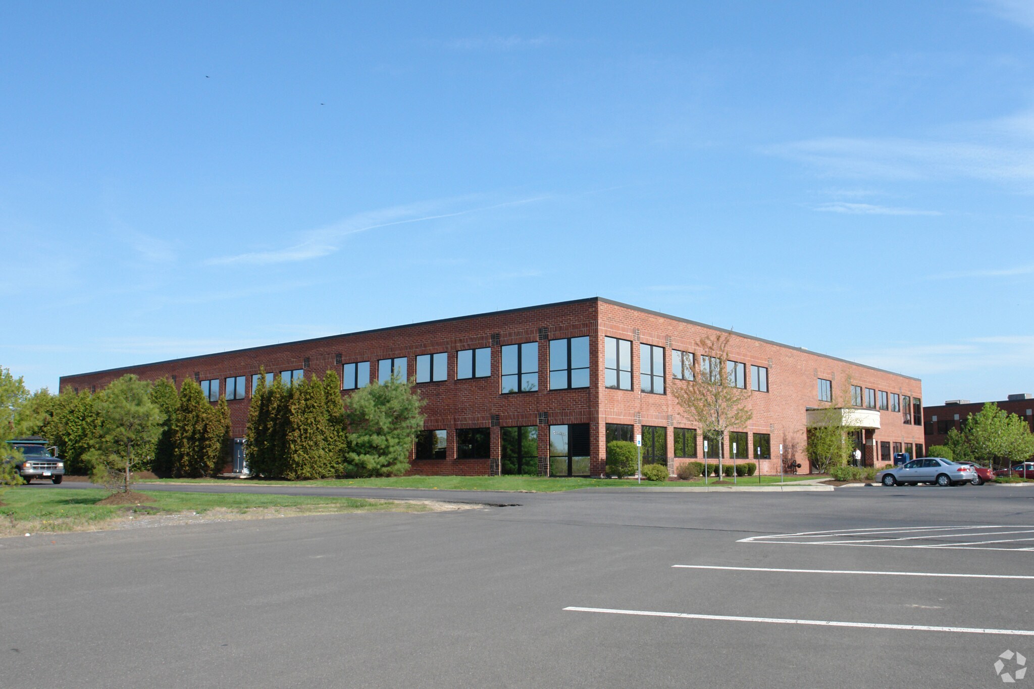 10 Airline Dr, Albany, NY for sale Primary Photo- Image 1 of 1