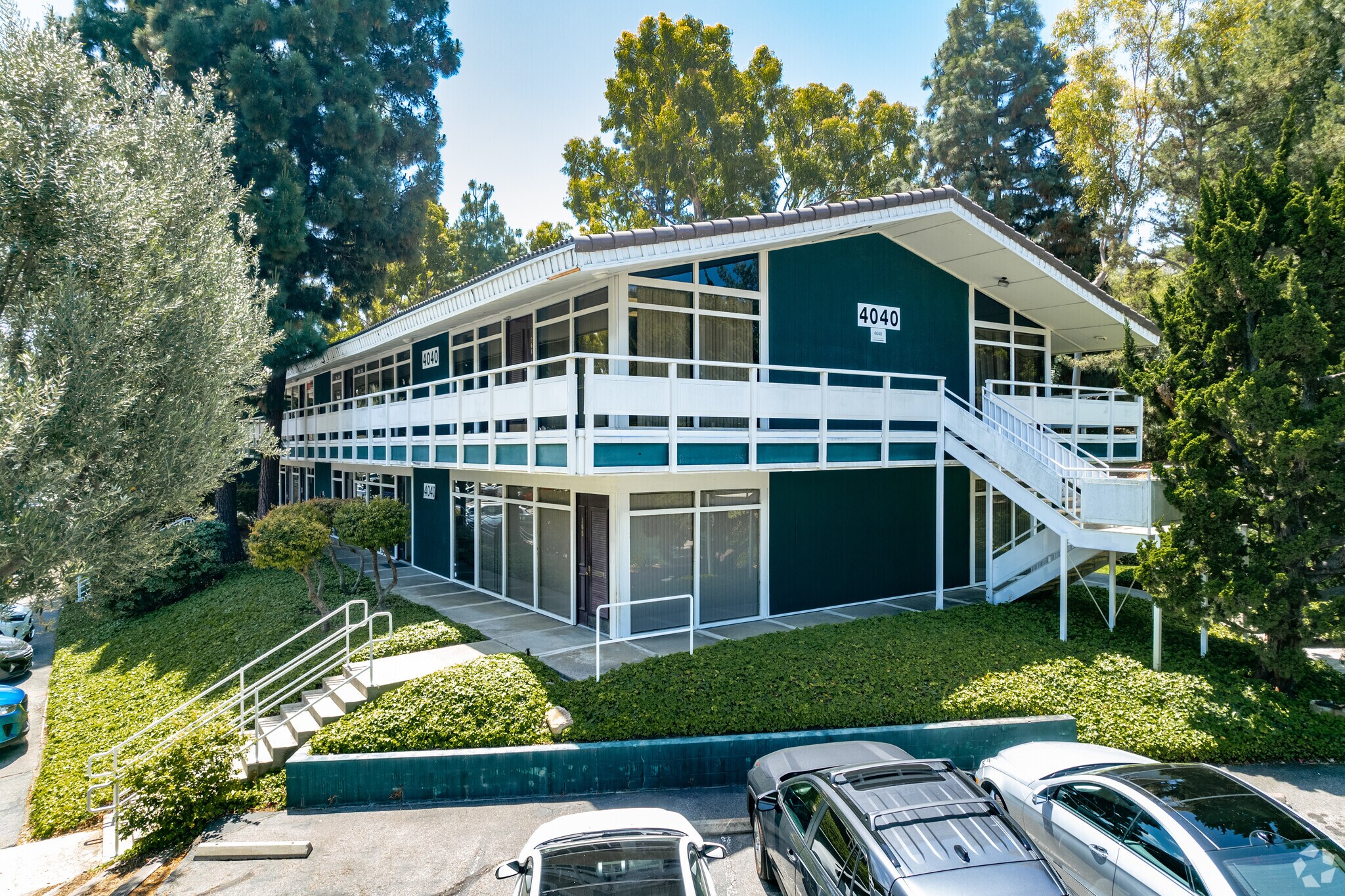 4000 Palos Verdes Dr N, Rolling Hills Estates, CA 90274 Academy