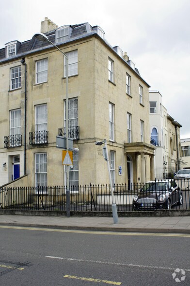 1 North Pl, Cheltenham for lease - Building Photo - Image 3 of 5