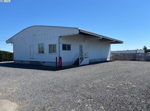 1466 NE Lafayette Ave, Mcminnville, OR for lease Building Photo- Image 2 of 5