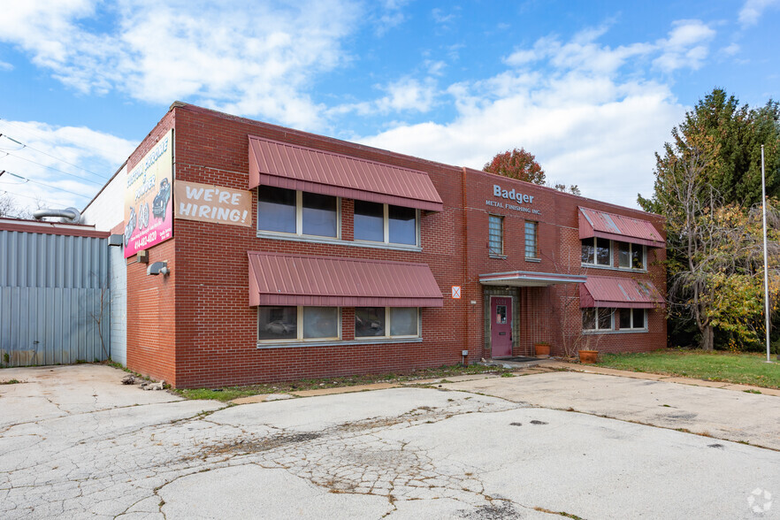 4021 S Kinnickinnic Ave, Milwaukee, WI for lease - Building Photo - Image 1 of 7