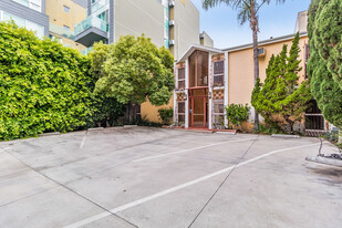 Small Office Suites in Downtown Santa Monica - Loft