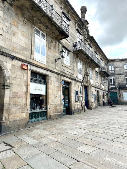 Praza Do Toural, 2, Santiago de Compostela, La Coruna for sale - Building Photo - Image 3 of 11