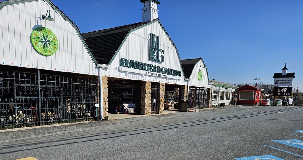 5596 DuPont Pky, Smyrna, DE for sale - Building Photo - Image 3 of 11