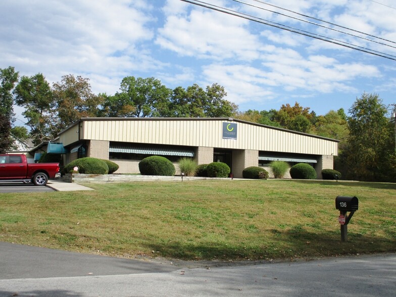 136 Bracken Rd, Montgomery, NY for lease - Building Photo - Image 3 of 31