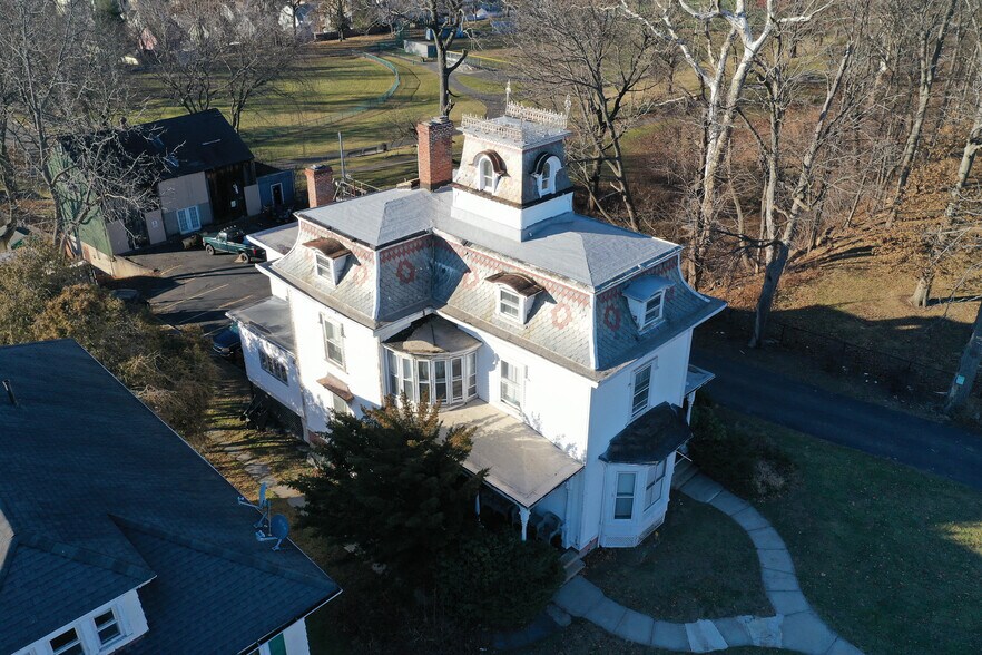 147 Fairfield Ave, Hartford, CT for sale - Primary Photo - Image 1 of 1