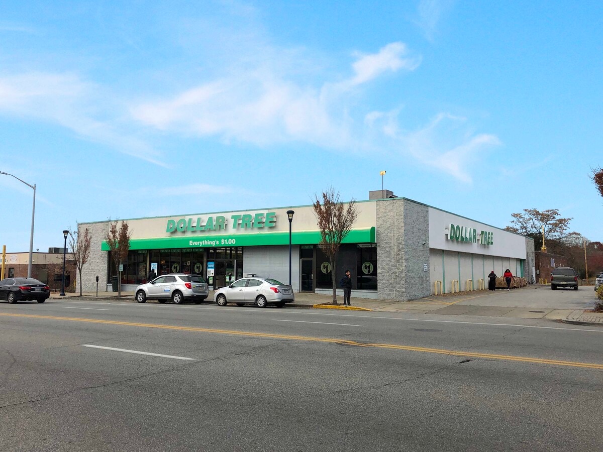 67016709 Market St, Upper Darby, PA 19082