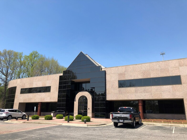 5909 Falls Of Neuse Rd, Raleigh, NC for lease - Building Photo - Image 1 of 4