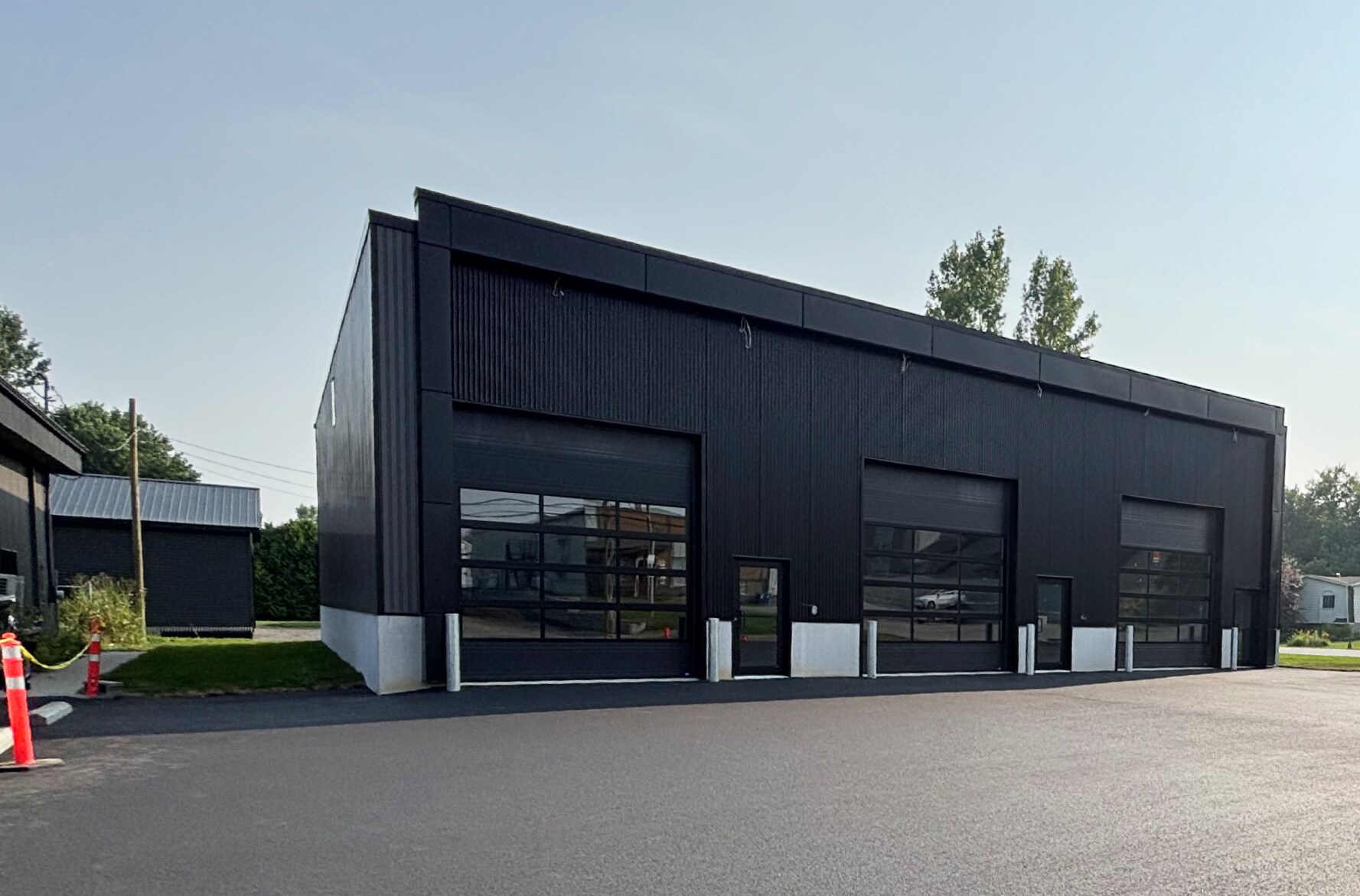 Retail in Saint-thomas, QC for lease Building Photo- Image 1 of 2