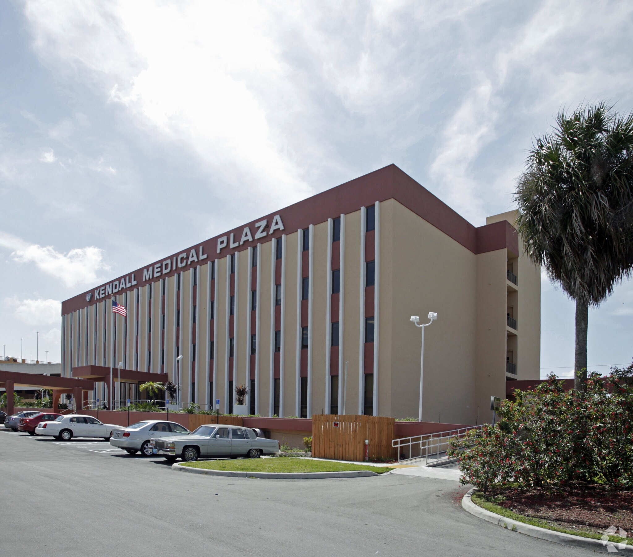 11880 Bird Rd, Miami, FL for lease Primary Photo- Image 1 of 9