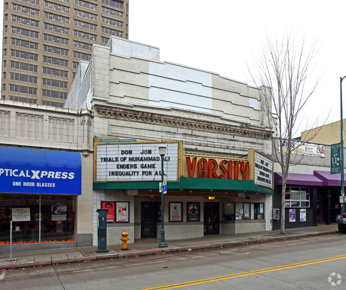 4329 University Way NE, Seattle, WA for lease - Primary Photo - Image 1 of 3