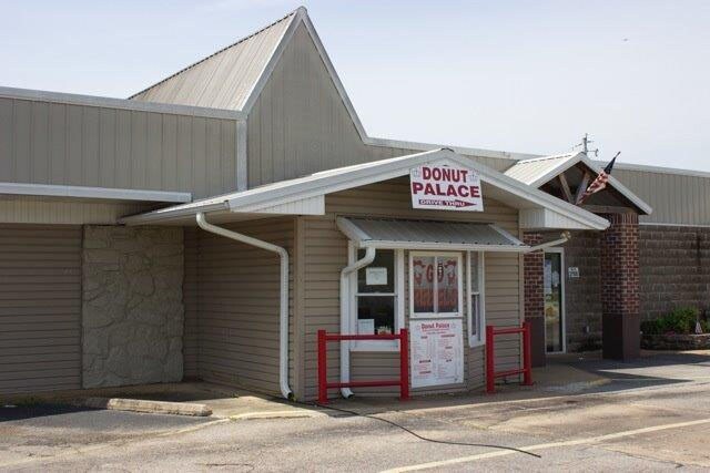 2110 Highway 62 412, Hardy, AR for sale Primary Photo- Image 1 of 1