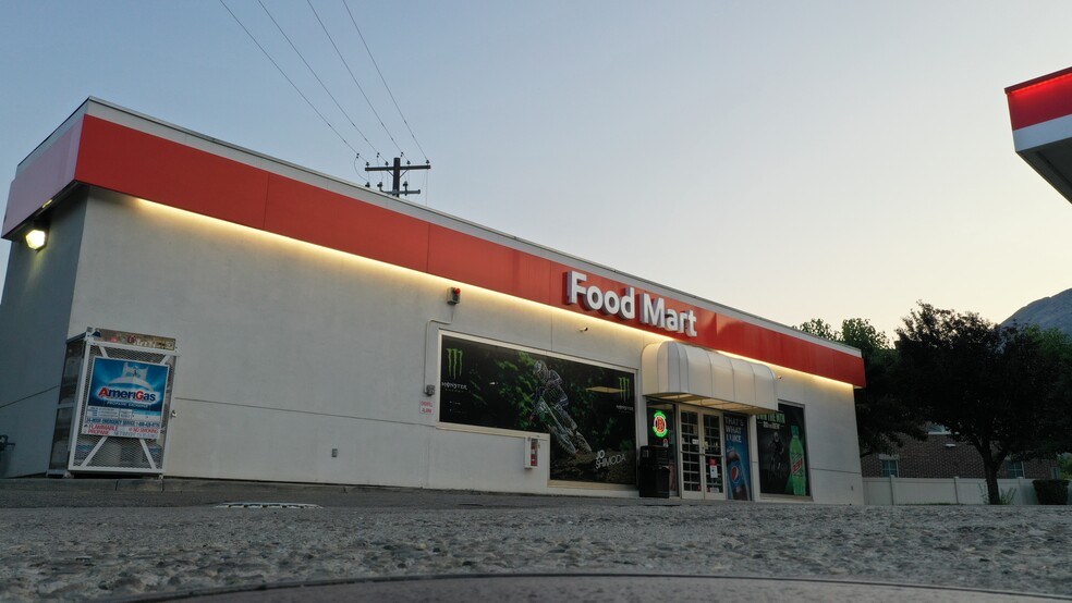 2995 E Fort Union Blvd, Salt Lake City, UT for sale - Building Photo - Image 1 of 14