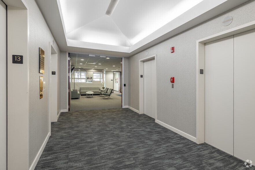 600 Superior Ave, Cleveland, OH for lease - Interior Photo - Image 3 of 15