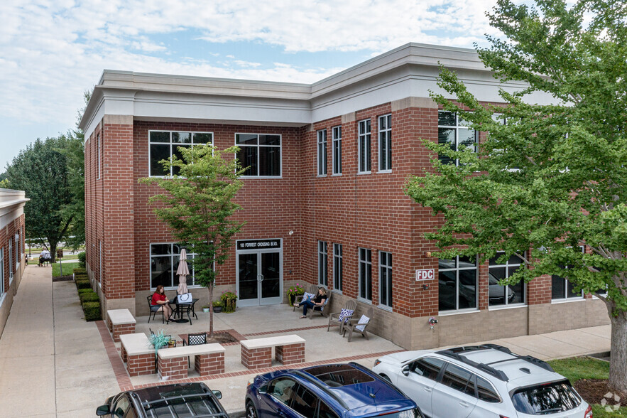 103 Forrest Crossing Blvd, Franklin, TN for lease - Building Photo - Image 3 of 4