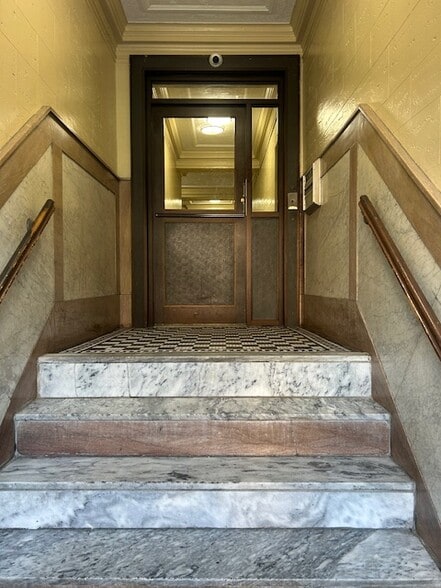 2319 Belmont Ave, Bronx, NY for sale - Building Photo - Image 2 of 2