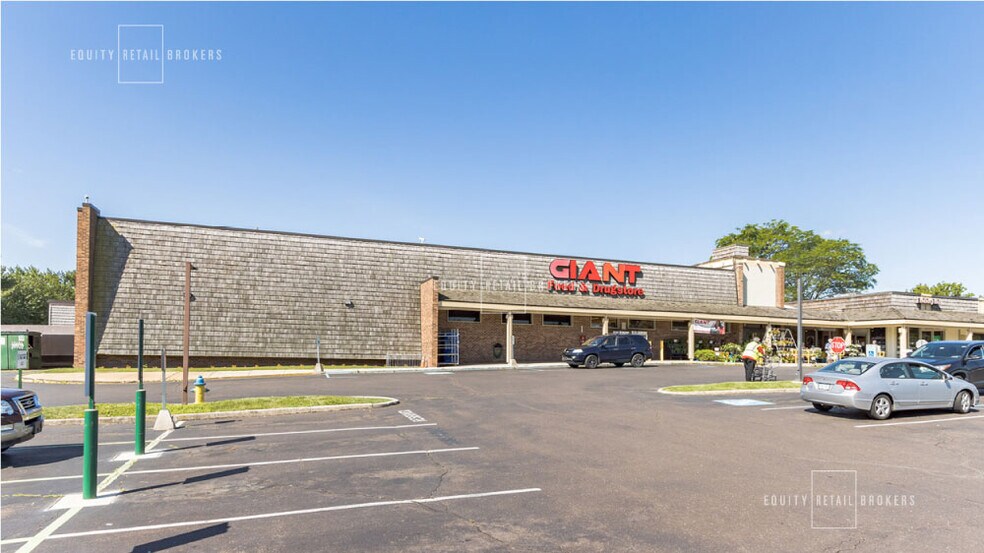 1147 N 5th St, Perkasie, PA 18944