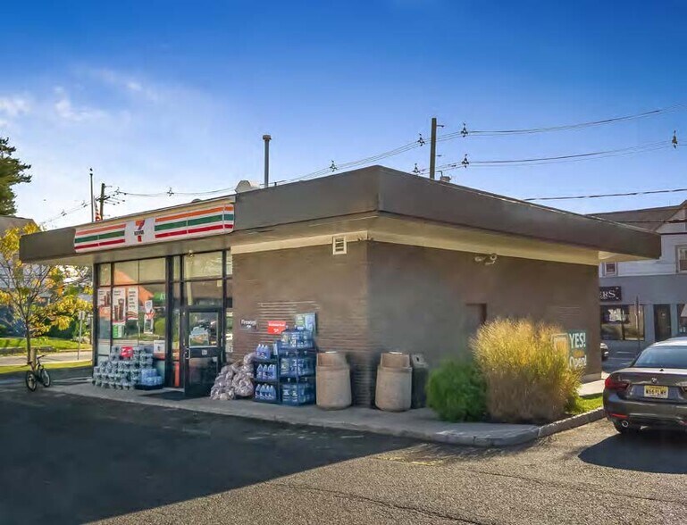 10 Westfield Ave, Clark, NJ 07066