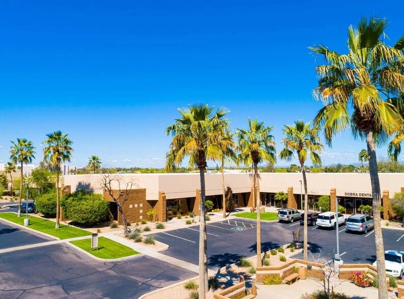 17235 N 75th Ave, Glendale, AZ for lease - Building Photo - Image 3 of 9