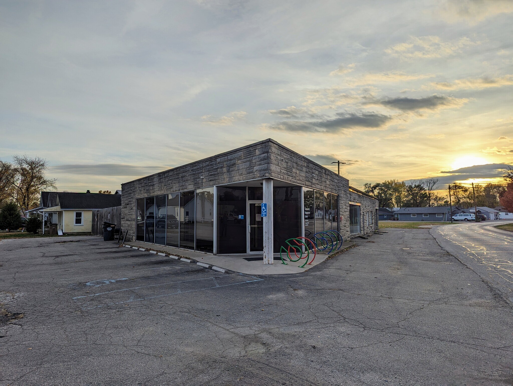 1931 McKinley Ave, Columbus, IN for sale Building Photo- Image 1 of 1