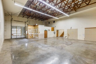 13214 4th Ave W, Everett, WA for lease Interior Photo- Image 2 of 6