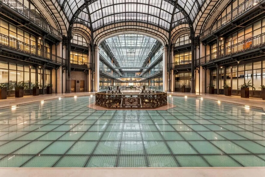 16-18 Rue Du Quatre Septembre, Paris for lease - Lobby - Image 1 of 14