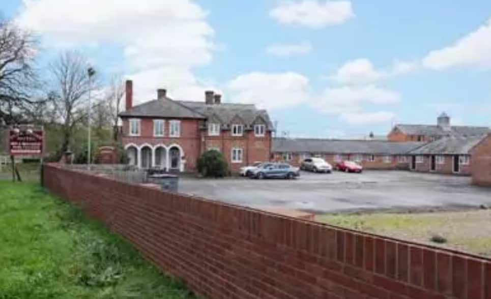 Parkhouse Cross, Cholderton for sale - Building Photo - Image 2 of 3