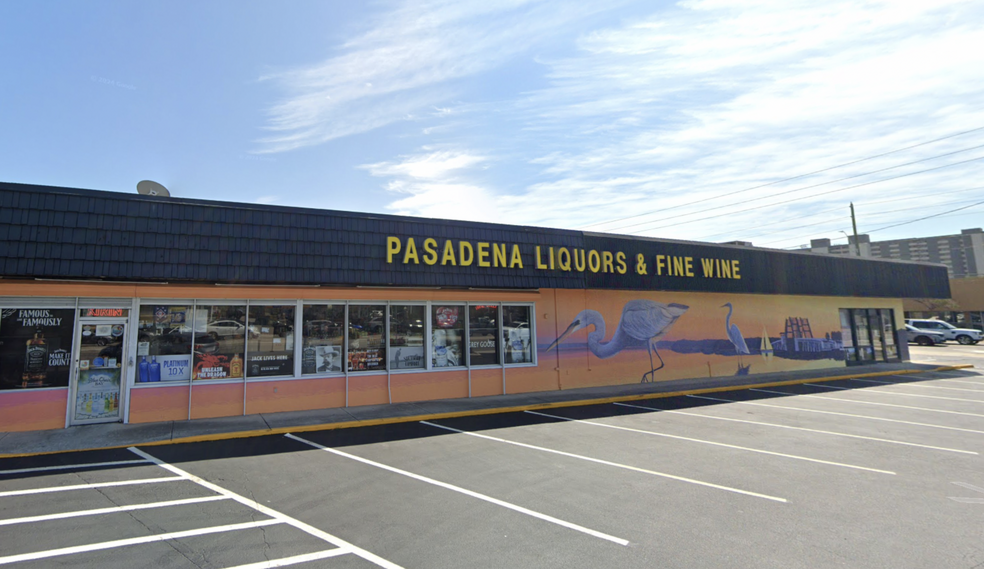 1100 Pasadena Ave S, South Pasadena, FL for lease - Primary Photo - Image 1 of 5