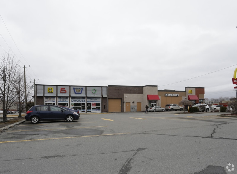 2600 Rue Victoria, Montréal, QC for lease - Building Photo - Image 3 of 3