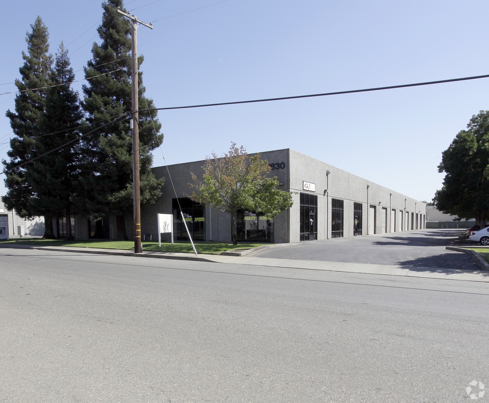 7830 Cucamonga Ave, Sacramento, CA for lease Primary Photo- Image 1 of 5
