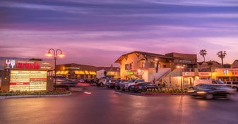 BeachWalk Shopping Center - Loft