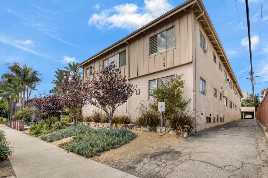 1759 Winona Blvd, Los Angeles, CA for sale - Building Photo - Image 2 of 14