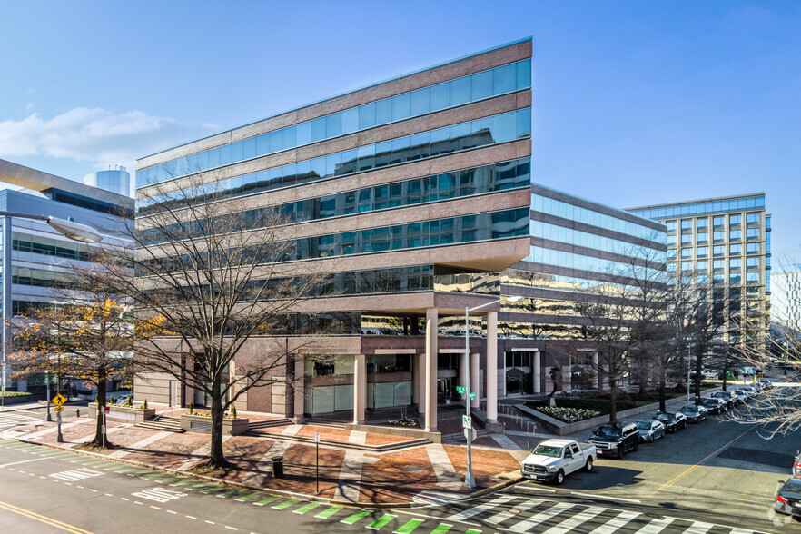 400 Virginia Ave SW, Washington, DC for lease - Building Photo - Image 1 of 14