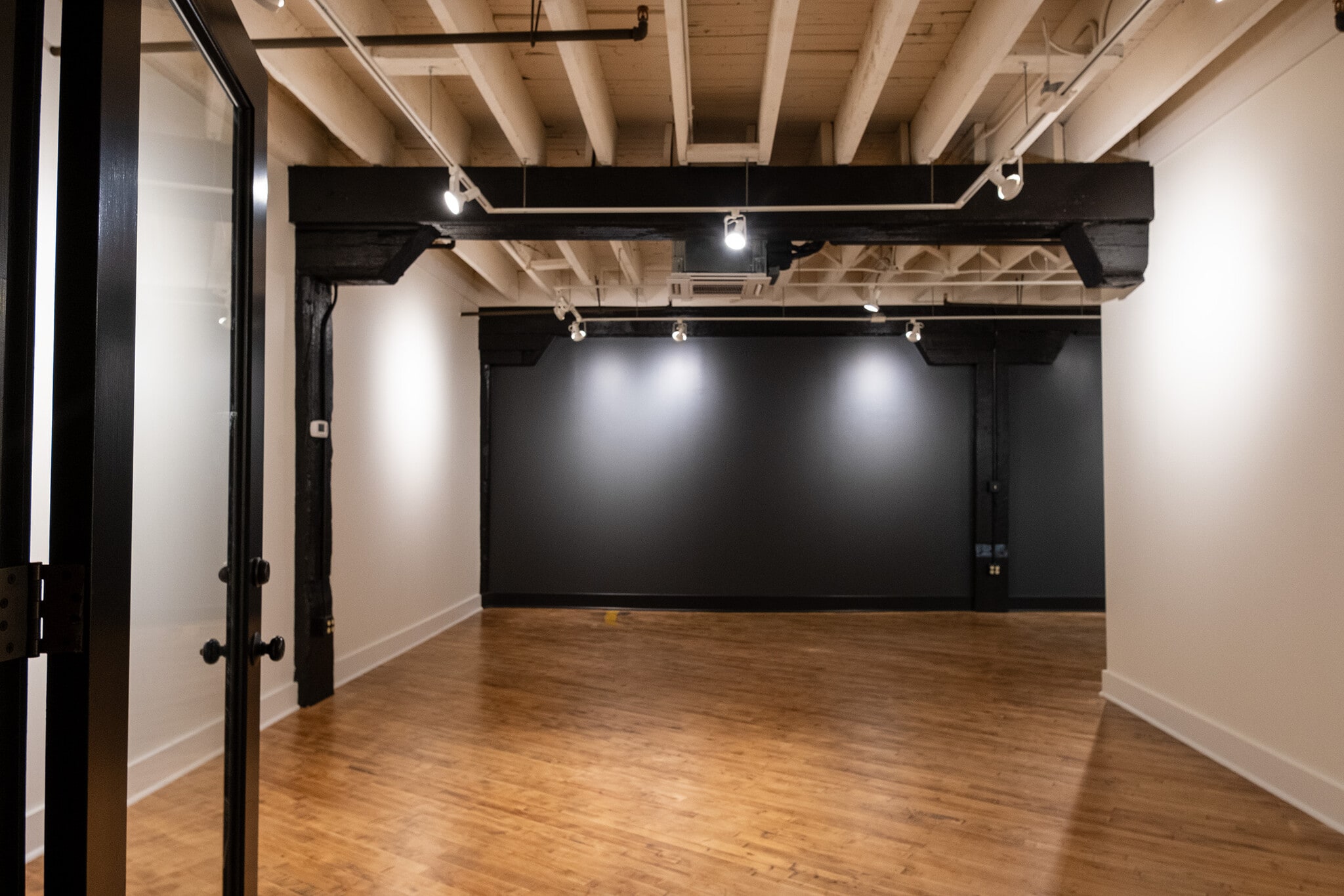 434 Houston St, Nashville, TN for lease Interior Photo- Image 1 of 6