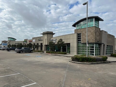 11510 Space Center Blvd, Houston, TX for lease - Building Photo - Image 2 of 4