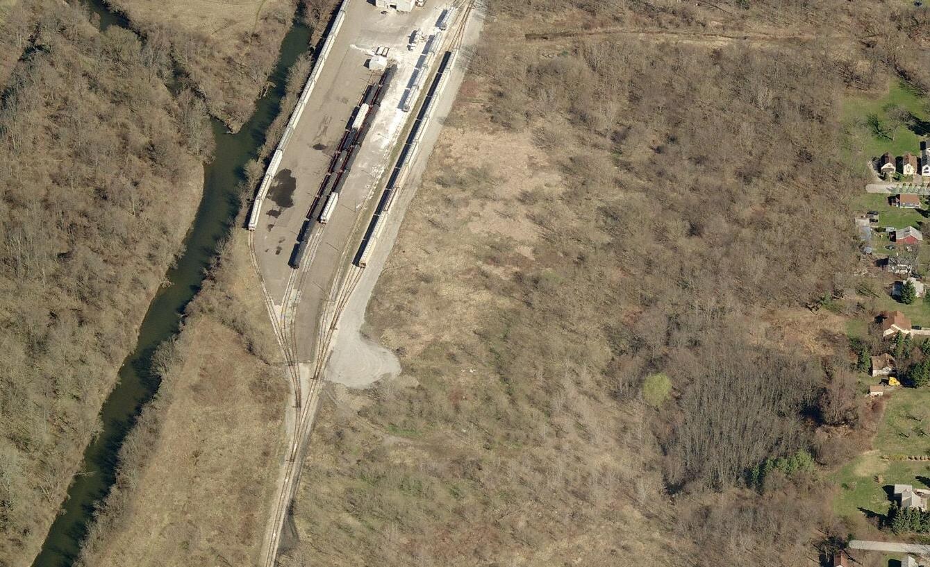 Snyder Ave, Barberton, OH for sale Primary Photo- Image 1 of 1