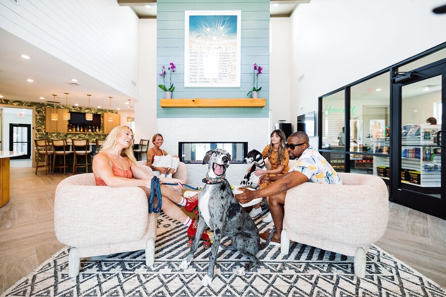 730 E Ocean Rd, Holly Ridge, NC for sale - Building Photo - Image 2 of 17