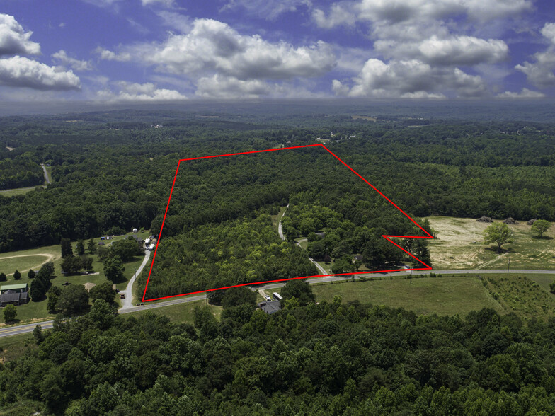 633 Tribal Rd, Blacksburg, SC for sale - Building Photo - Image 1 of 12