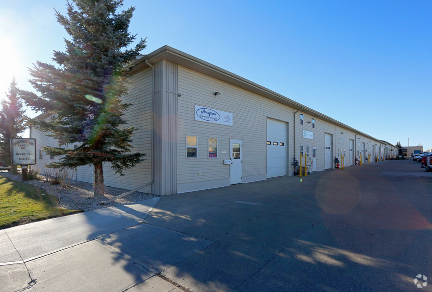 10740-10764 180 St NW, Edmonton, AB for lease - Building Photo - Image 2 of 5