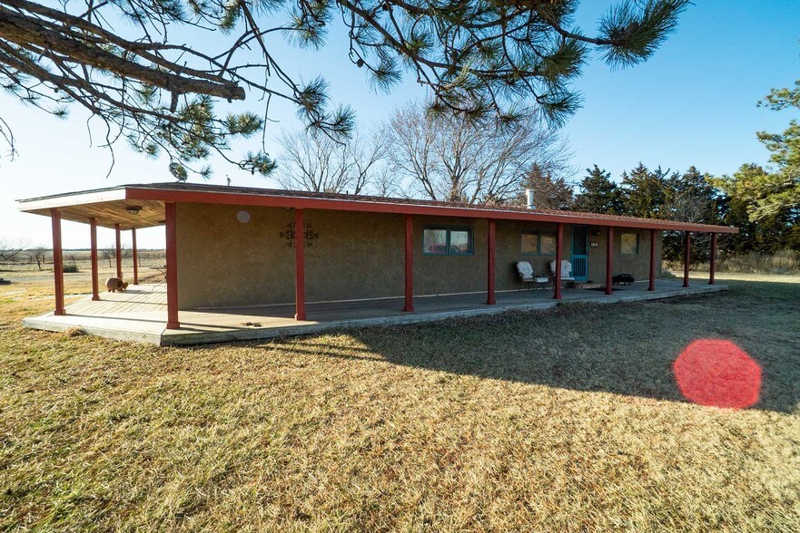 4191 N K 14 Hwy, Pretty Prairie, KS 67570
