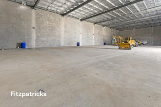 7 Hovell St, East Wagga Wagga for lease Interior Photo- Image 1 of 8