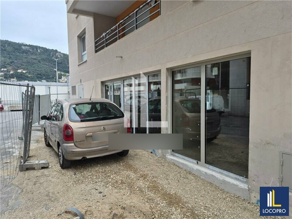 Retail in Nice for sale Building Photo- Image 1 of 9