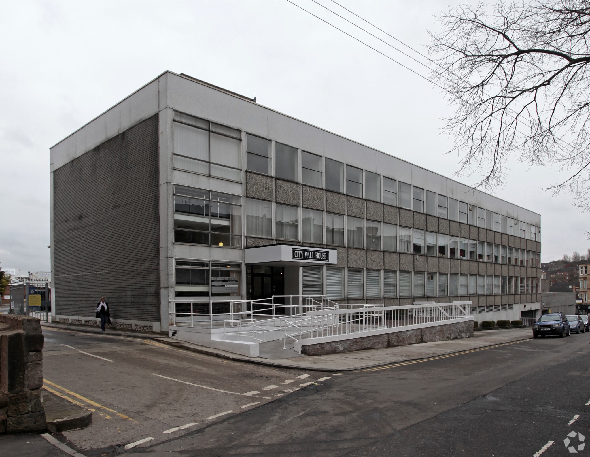 32 Eastwood Ave, Glasgow for sale Primary Photo- Image 1 of 1