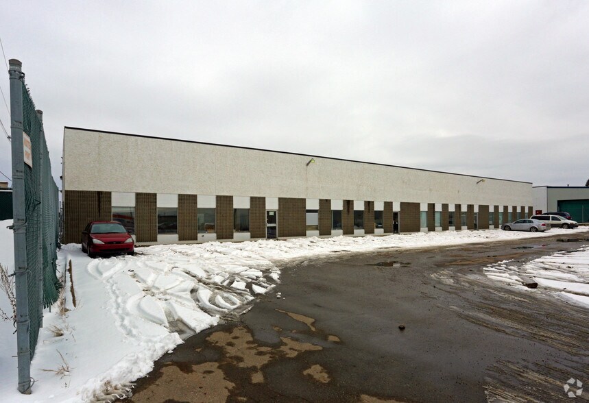 10321 58th Ave NW, Edmonton, AB for sale - Building Photo - Image 2 of 6