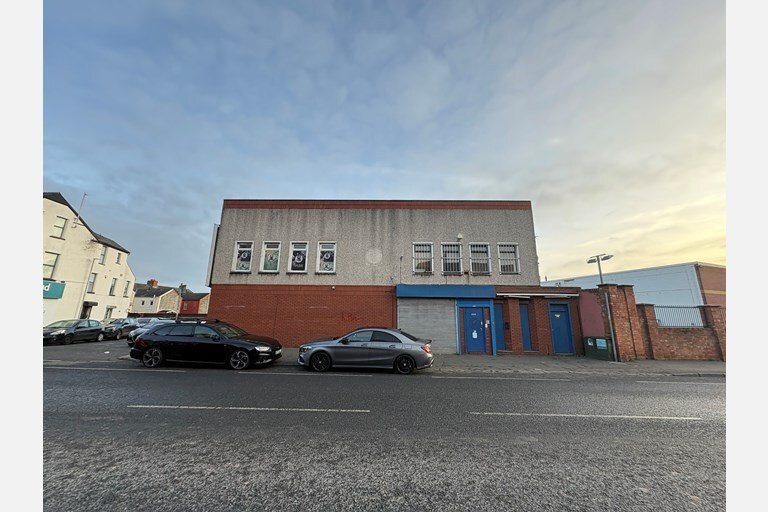 156-158 Castlereagh Rd, Belfast for lease - Building Photo - Image 2 of 2