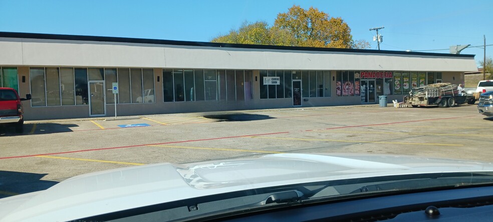 701 Military Pky, Mesquite, TX for lease - Building Photo - Image 1 of 9