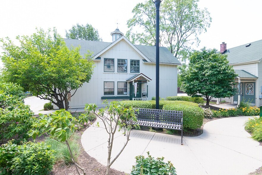 17 E Schaumburg Rd, Schaumburg, IL for sale - Primary Photo - Image 1 of 2